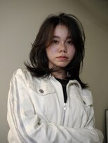 ノラ シブヤ(NORA)&nbsp;ワンホンレイヤー顔まわりカットシャギーレイヤーハッシュカット