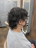 シャル 平塚(shalu) センター分けウルフスパイラルパーマ