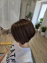 カルミア(Kalmia)&nbsp;丸みショートボブ