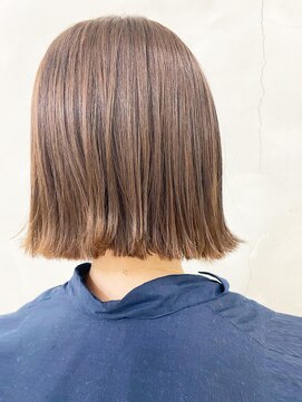 エンドリンク(endlink) ストレートパーマでつくる切りっぱなしボブ