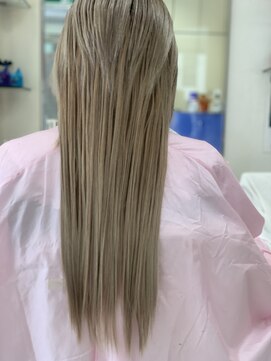 マリーグレイ 明るめストレート