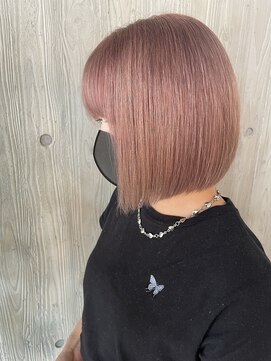 エフィールベルタ(afeel belta) 切りっぱなしボブ×ピンクミルクティー