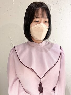 ラミエ バイ メルト 吉祥寺(lamie by melt) "久保田"あご下切りっぱなしボブ薄めバング顔まわりレイヤー