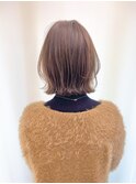外ハネボブ　縮毛矯正　大人可愛い　ペールベージュ