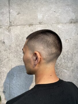 レンゲン(LENGEN) 束感刈り上げビジネス七三ツーブロックアップバング１１１９