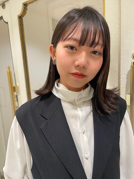 メイカ(MEIKA) ”外ハネヘア×ヴァイオレットブラウン”