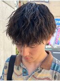 ツイストスパイラルパーマ メンズパーマ マッシュ 眉毛