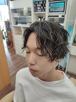 トリイ(TORII) ゆるふわ波巻きパーマ・ハイライトグレー