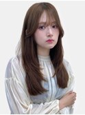 顔周りレイヤー 薄めバング 韓国風へア ブラウンカラー