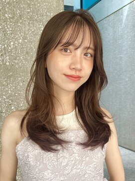 ローネス(LONESS) ブラウンベージュ/ロングレイヤー/レイヤーカット