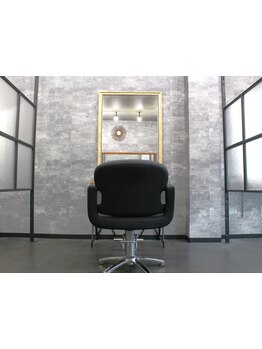 圧迫感のない・周りの視線が気にならない半個室だからこそリラックスして相談できる空間！[本八幡/市川]