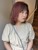 ジェスター(JESTER)&nbsp;〈atsuno〉ピンクとブラウンのデザインウルフボブ