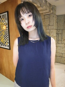 楪(yuzuriha) 【顔周りdesign cut】