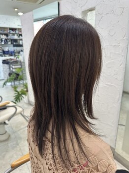 ヂルチヘアー(zilch hair)の写真/白髪染めでもメテオカラーを混ぜることで、頻繁に白髪染めをする方でもツヤ感や手触りも良くすることが可能