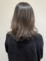 アルティーナプライベート(altina PRIVATE)&nbsp;地毛ハイライトグレージュ