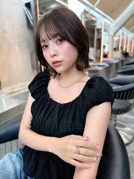 シーシンジュク 新宿南口(Sea shinjuku) ココアベージュ×レイヤー[小顔/黒髪/オリーブグレー]