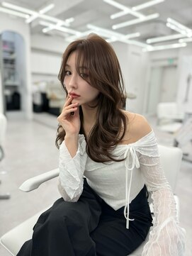 アマトウキョウスマートサロン(AMA TOKYO×Smart Salon) 顔まわりレイヤー　サイドバンク　ハッシュカット　ブリーチなし