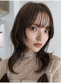 レイヤーカットハッシュカット顔まわりミディアムロング