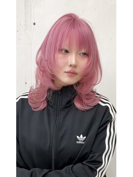 ビュー フクオカ(VIEW FUKUOKA) ペールピンクカラー×ウルフカット