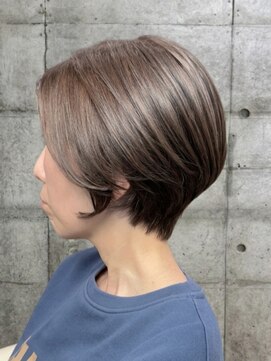 リトマス 二子玉川(litmus) 二子玉川/脱白髪染め/グレイカラー/艶髪/60代/アンブレラカラー