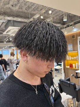ルースト 渋谷店(ROOST) MEN’S HAIR/波巻ツイストスパイラル/フェザーパーマ/眉毛/渋谷