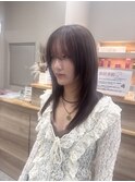 レイヤー ウルフ ハッシュカット ミディアム レッド 暖色カラー