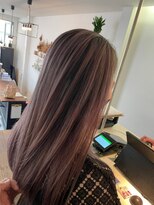 プラスディー(+D)&nbsp;ピンクベージュ／シャドールーツ