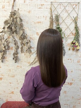 アカイトビラ ヘアケアサロン(AKAI TOBIRA Hair Care Salon) 落ち着きのあるバイオレットモノトーンカラーヘア☆