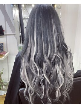 エース(ace) ホワイトバレイヤージュ×エクステ