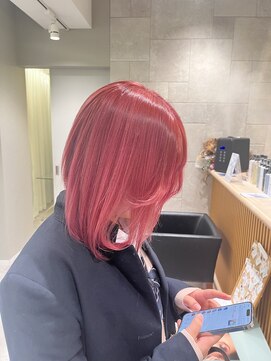 メロウバイケンジ(mellow by KENJE) ピンク/ブリーチカラー/ハイトーン