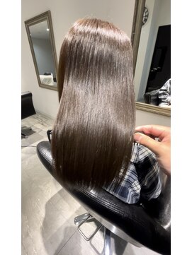 グレア(Glare) アッシュブラウン/髪質改善