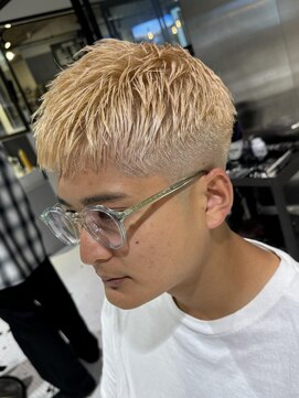 フランクスバーバーザスタンド(Frank’s barber the stand) 2ブリーチフェードカットE