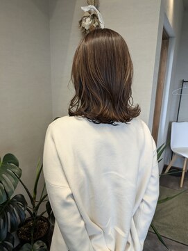 サロンドチカ(Salon de Chika) 肩下ボブ