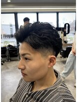 ルースト 京都駅前店(ROOST)&nbsp;フェザーパーマ スキンフェード