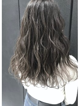 クロ(Kro)の写真/ダメージレスでやわらかい質感に♪髪のお悩みを解消しながら、あなたの魅力を引き出すパーマをご提案☆