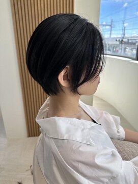 コンティロミー(CONTI ROMMY.) 20代～50代◎マッシュボブ◎黒髪/モード☆フェザーショート