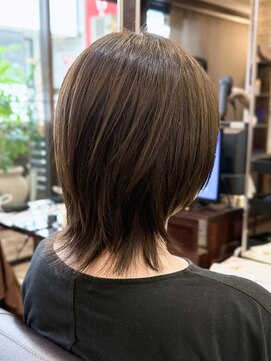 キャラ 池袋本店(CHARA) クセ毛、多毛の方にオススメ！ミディアムレイヤーウルフ【池袋】