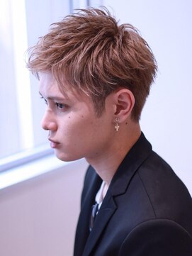 リップスアネックス 大宮(LIPPS annex) ツーブロック刈り上げオールバックビジネスソフトモヒカン