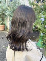 ティエラ 原宿 表参道(Tierra)&nbsp;【桑原圭太】ケアイルミナカラーで作るオリーブベージュ