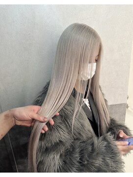 サロウィン 広島(SALOWIN) シルバーカラー