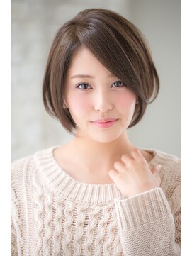 ジョエミバイアンアミ(joemi by Un ami) 【ｊｏｅｍｉ】トップノット姫カットミルクティーカラー小倉太郎