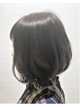 アダット(Adatto) 【Adatto】アッシュ小顔前下がり切りっぱなしボブ☆