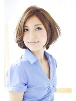 ラフ フロム ガーデン(Laf from GARDEN)&nbsp;大人可愛い前下がりレイヤーボブスタイル