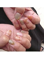 マニャーナ Manana 美容室 ニュアンスハンドネイル