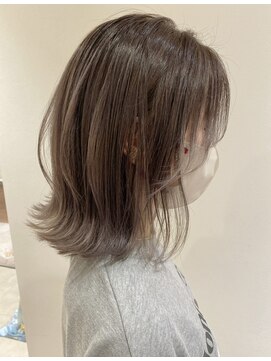 ジャム(Jam) 切りっぱなしボブ×ホワイト系ブラウンカラー★中村大輔