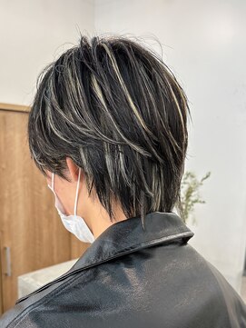 エルマーク(L-MARK) ハイライトセンターパートメッシュダブルカラーツーブロック