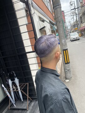 ソワン ドゥ ブレス エルネ 立花店(soin de brace elne) パープルシルバー/ハイトーン/メンズ/フェード/ブリーチカラー