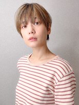 メゾンバイハバナ(maison by HAVANA)&nbsp;20代30代大人かわいい斜めバンググレージュカラー小顔前髪ボブ