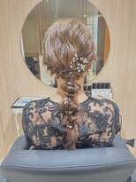 綾橘&nbsp;結婚式お呼ばれヘアアレンジ