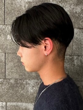 ニアウ 伊勢崎連取店(Niau) センターパートニュアンスパーマワンカールパーマツーブロック